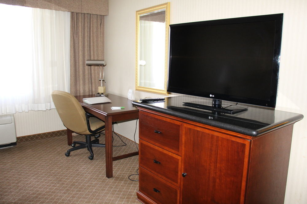 Holiday Inn Denver Lakewood By Ihg Exterior photo